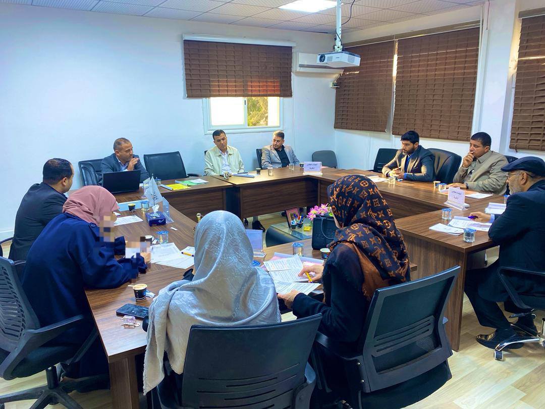 المجلس العلمي لكلية القانون يعقد اجتماعه العادي العاشر لسنة 2025م