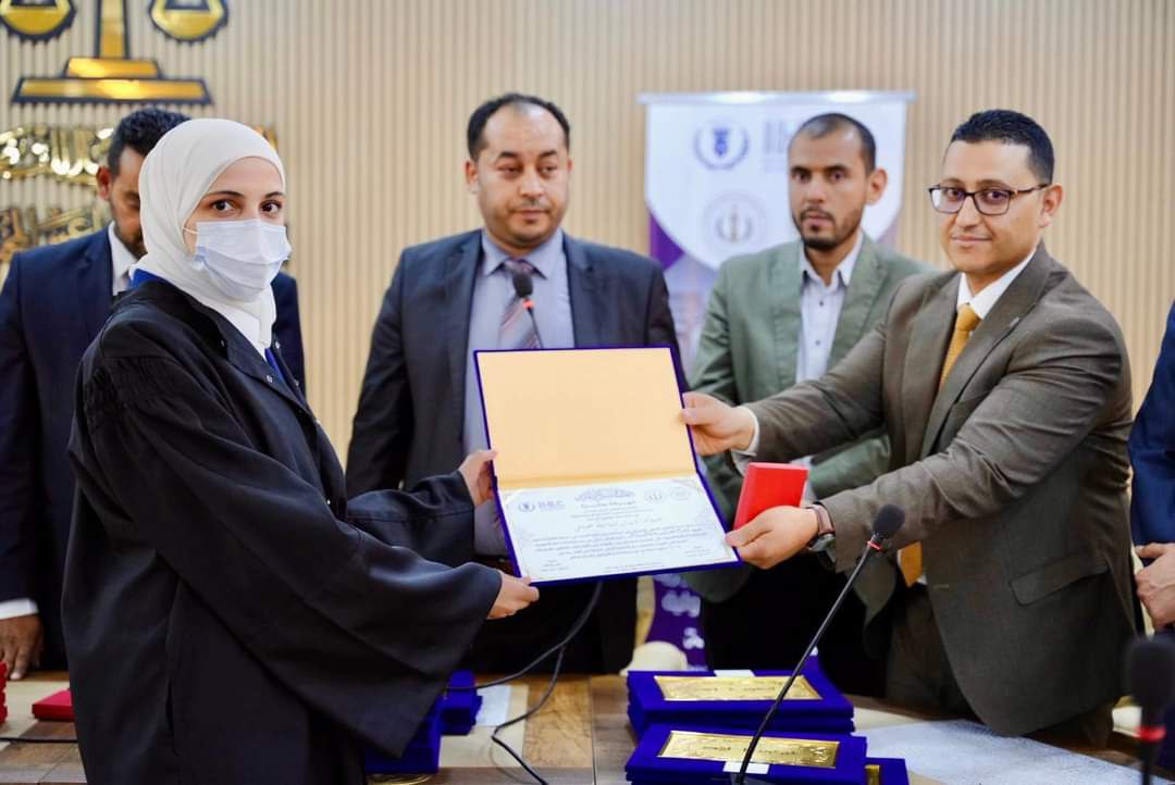فريق كلية القانون- جامعة مصراتة  يتحصل على الترتيب الثاني في مسابقة المحكمة الصورية الدولية