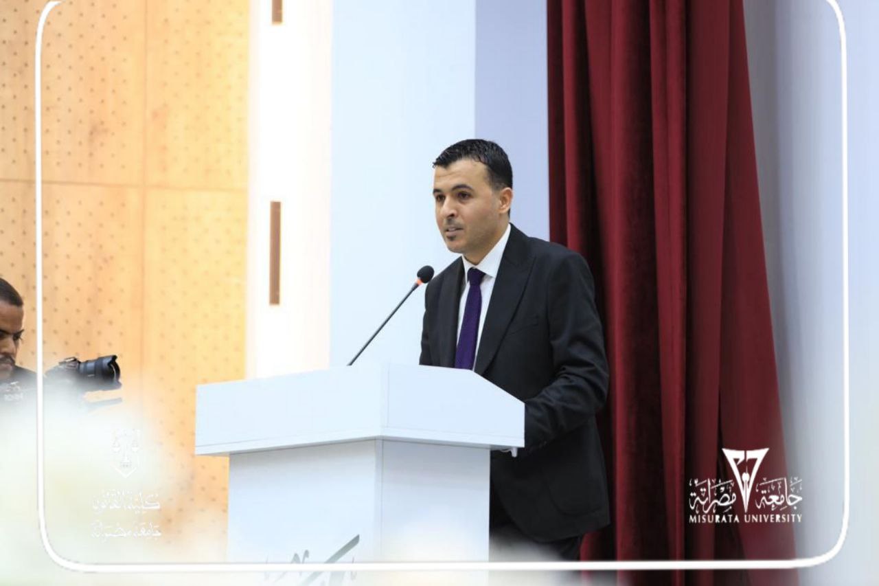 ;كلية القانون تحتفل بخريجي الدفعة الخامسة والعشرين