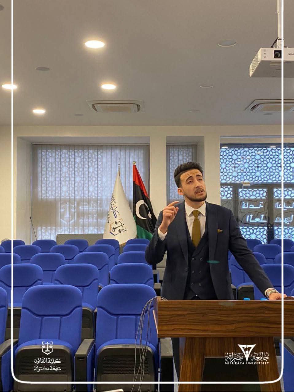 فريق كلية القانون - جامعة مصراتة  يحقق مشاركة مشرفة في مسابقة التحكيم التجاري الدولية بالرياض