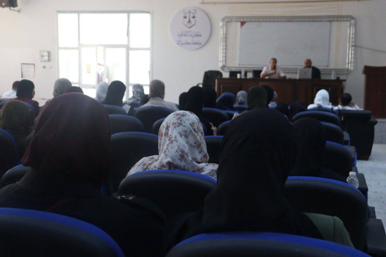 قسم القانون الجنائي بكلية القانون بجامعة مصراتة ينظم جلسة حوارية بعنوان: الطب الشرعي والإثبات الجنائي.