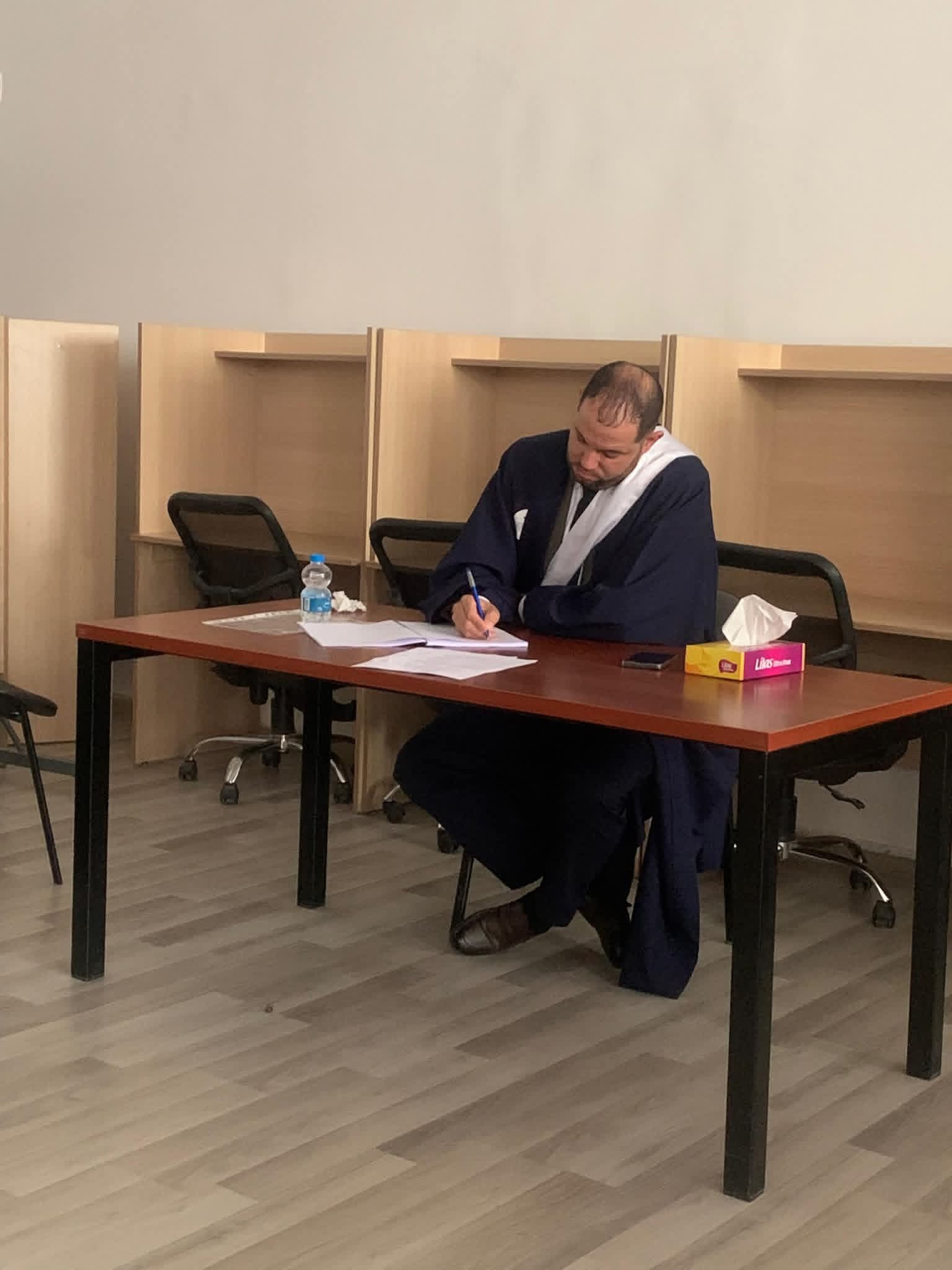 مناقشة رسالة ماجستير بعنوان “النظام القانوني لبطاقات الوفاء والائتمان”
